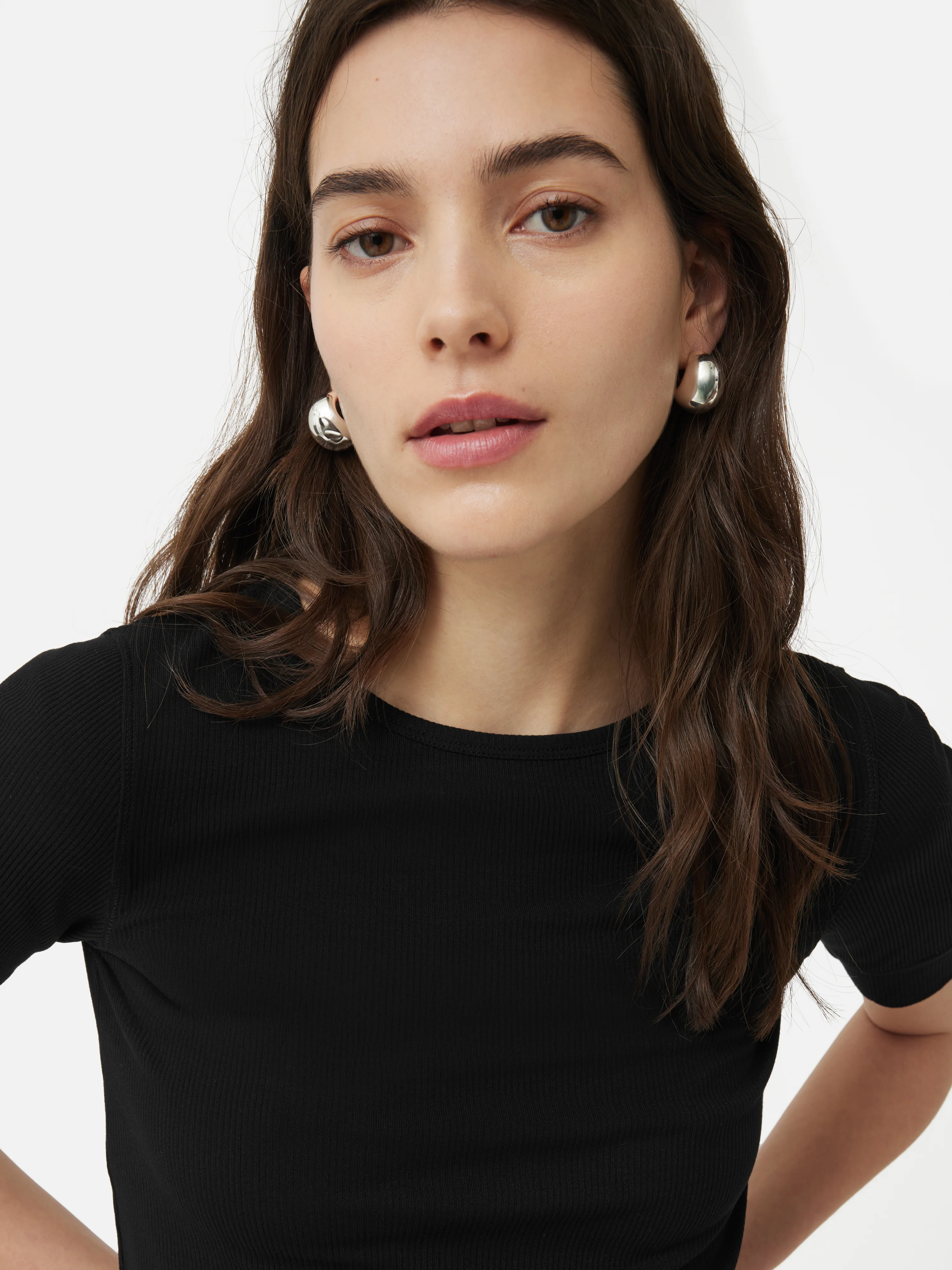 Bovey Crew Neck Tee | Black - Image 4