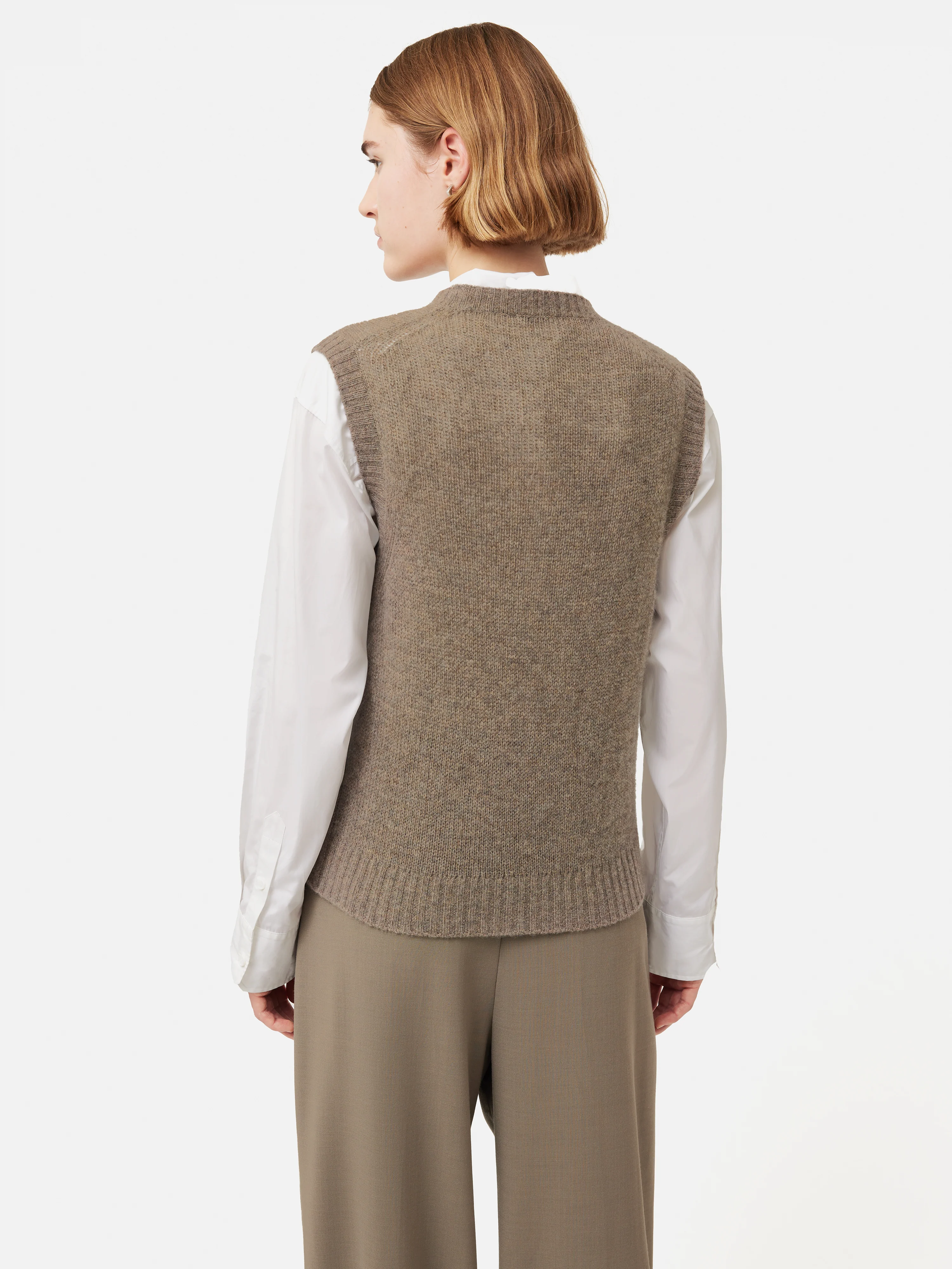 Cashmere Crew Neck Tank | Brown - Image 5