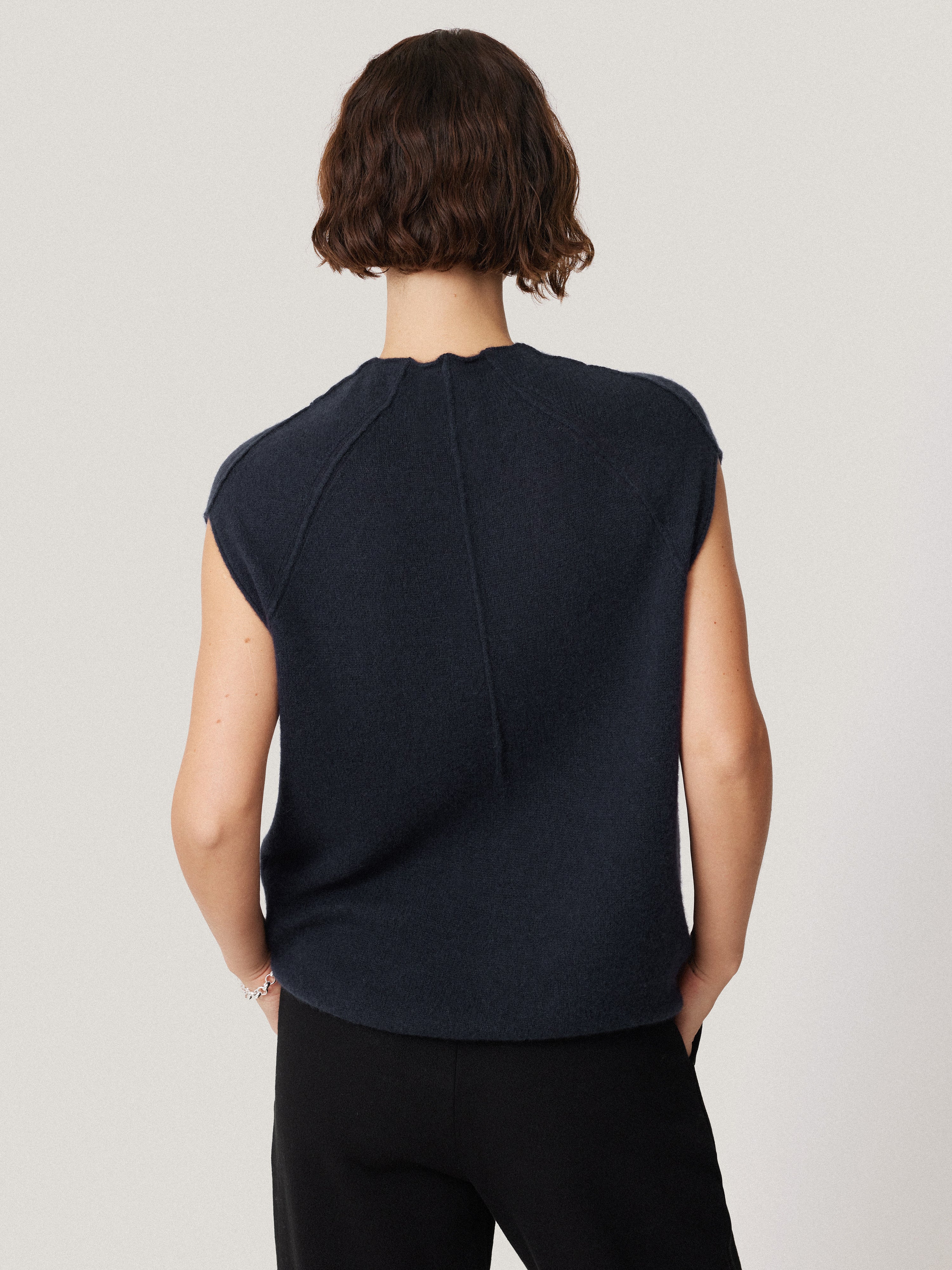 Cloud Cashmere Cap Sleeve Top | Navy - Image 5