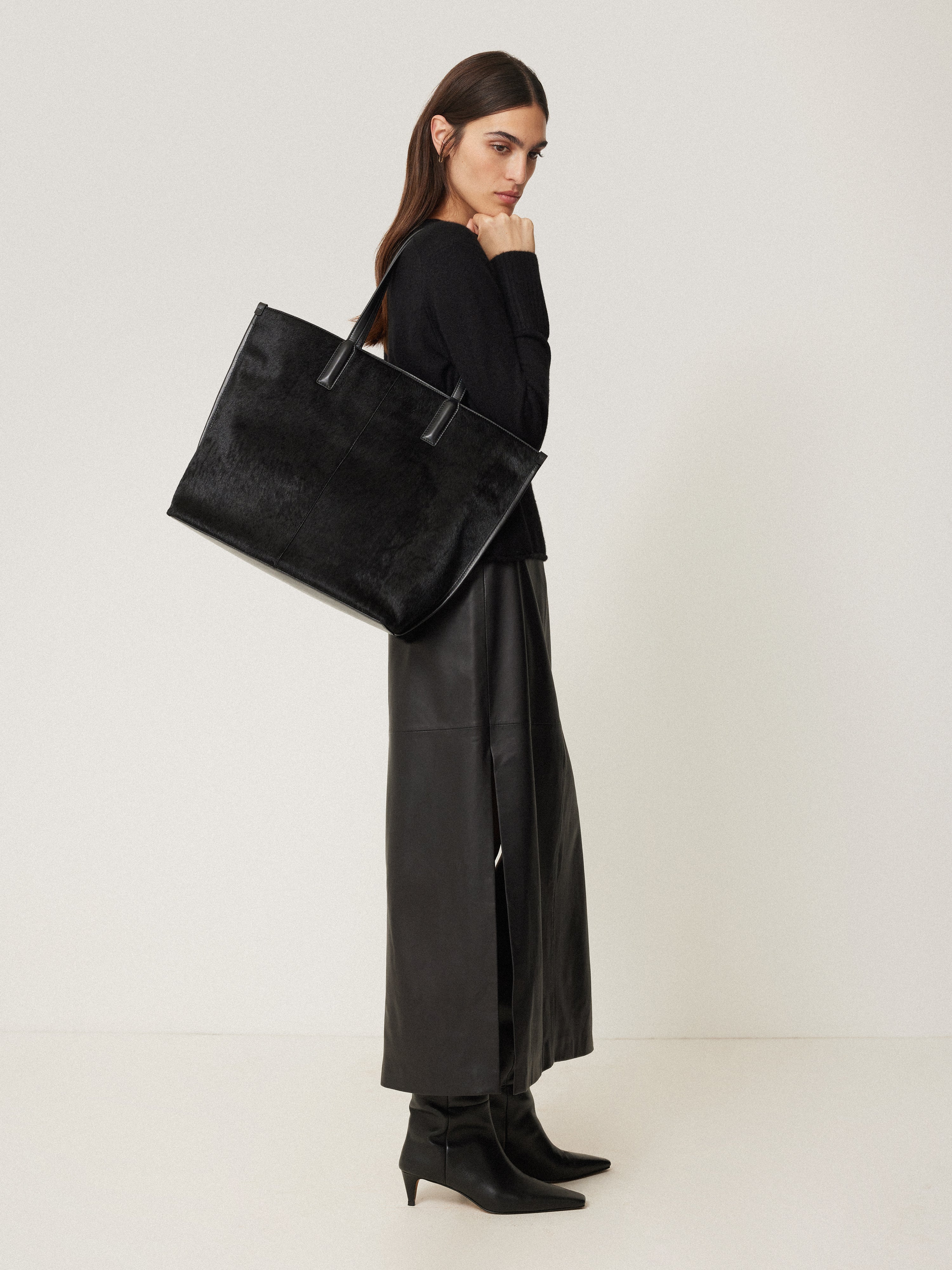 Cloud Cashmere Eldon Jumper | Black - Image 6