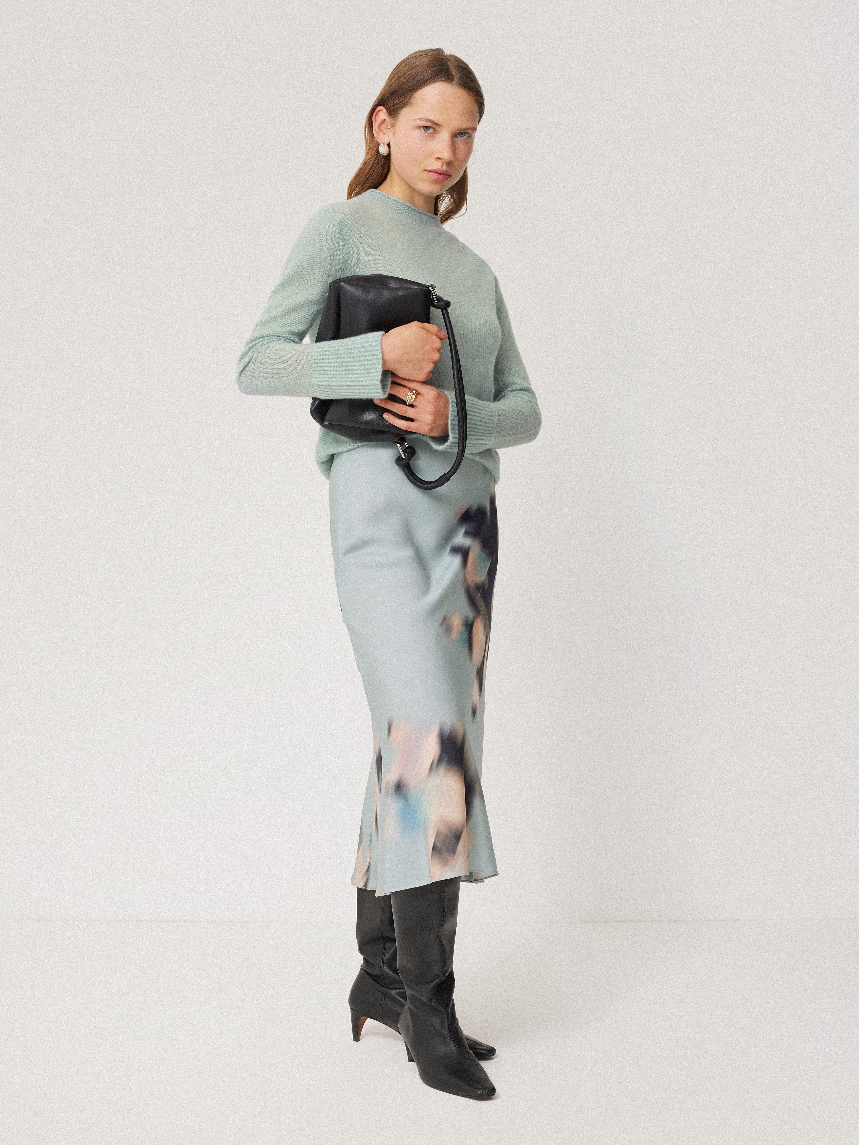Cloud Cashmere Eldon Jumper | Blue Haze - Image 9