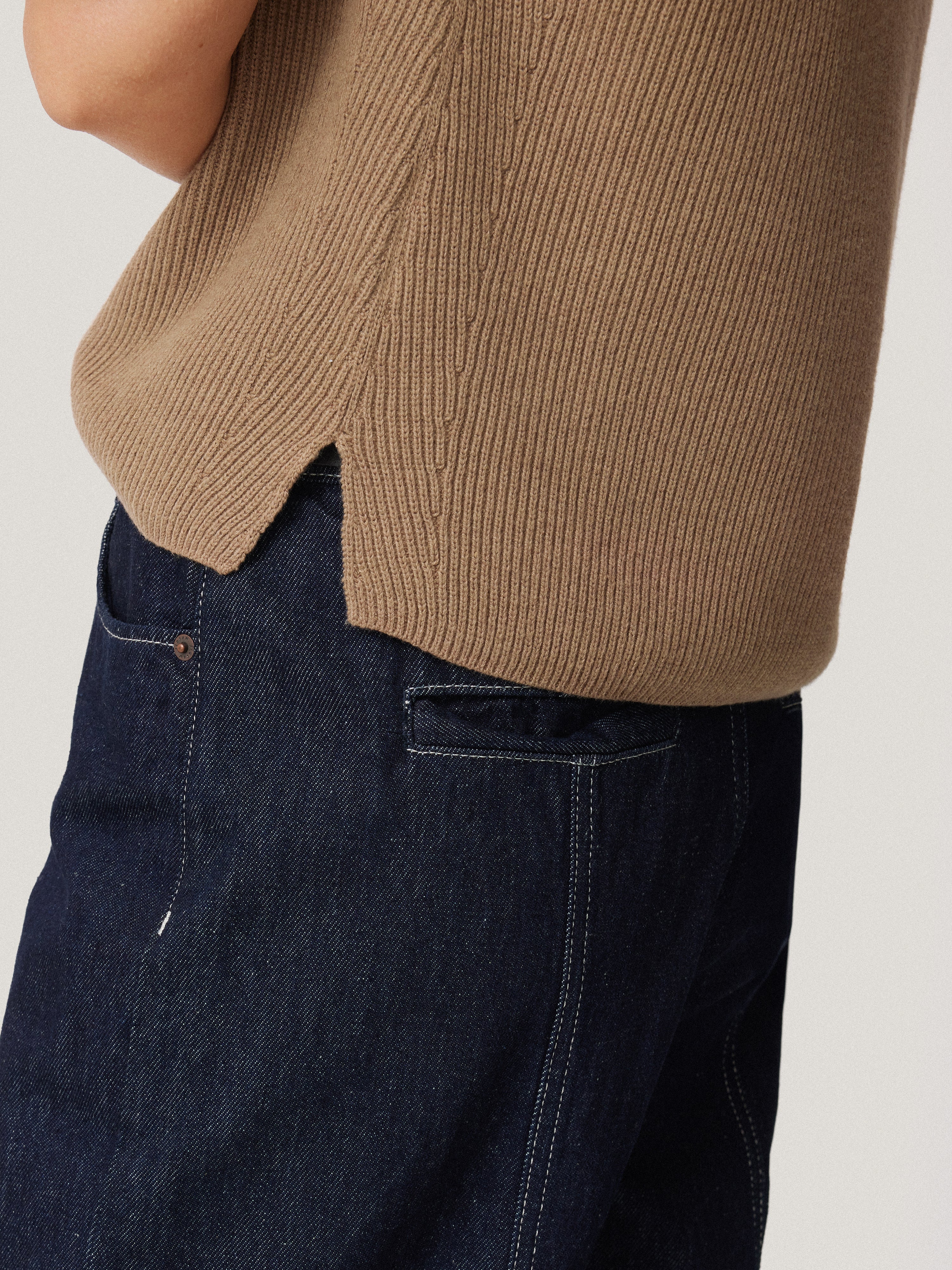 Cotton Blend V Neck Tank | Neutral - Image 4