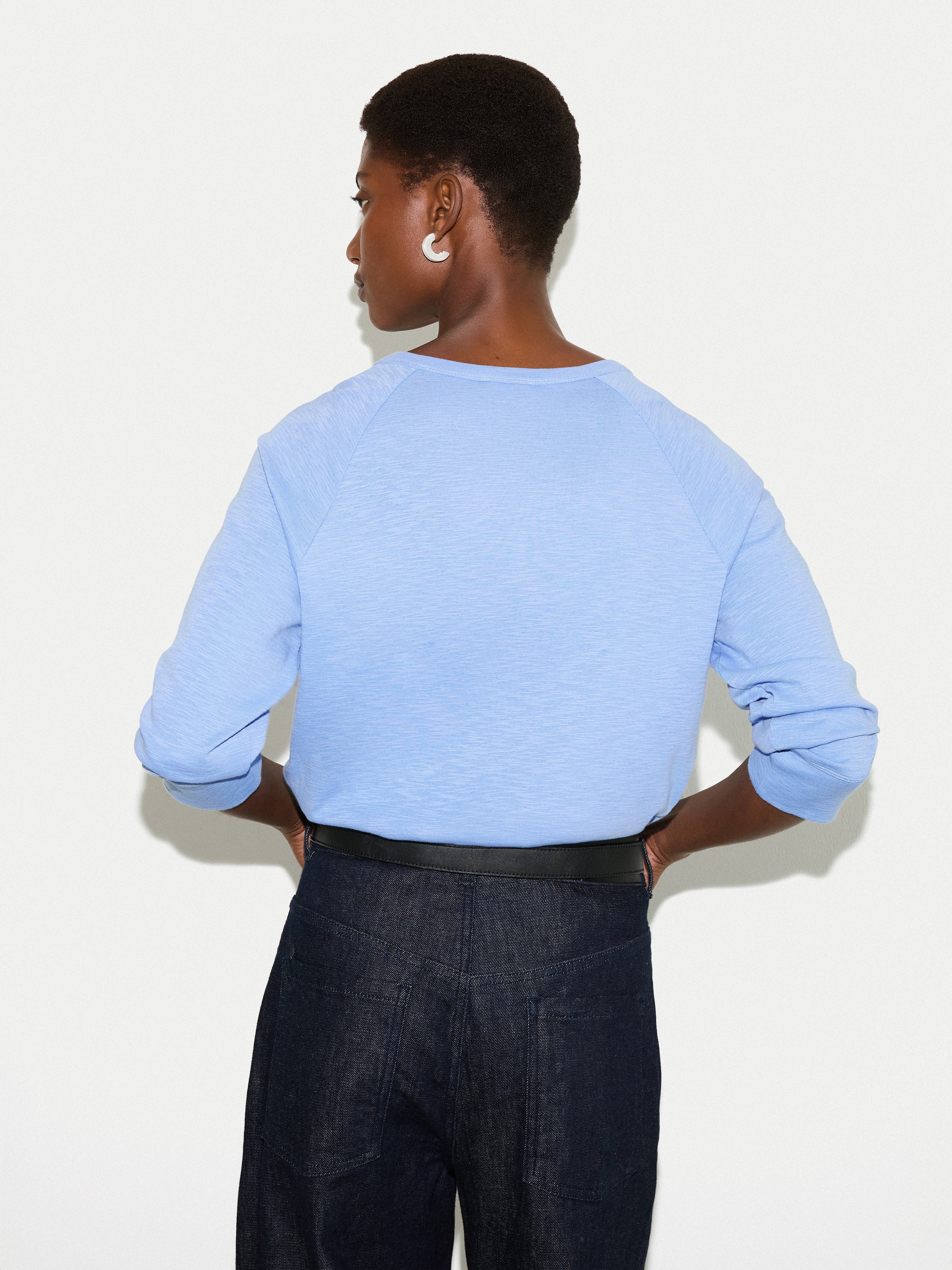 Cotton Luxe Raglan T-shirt | Shirt Blue - Image 4