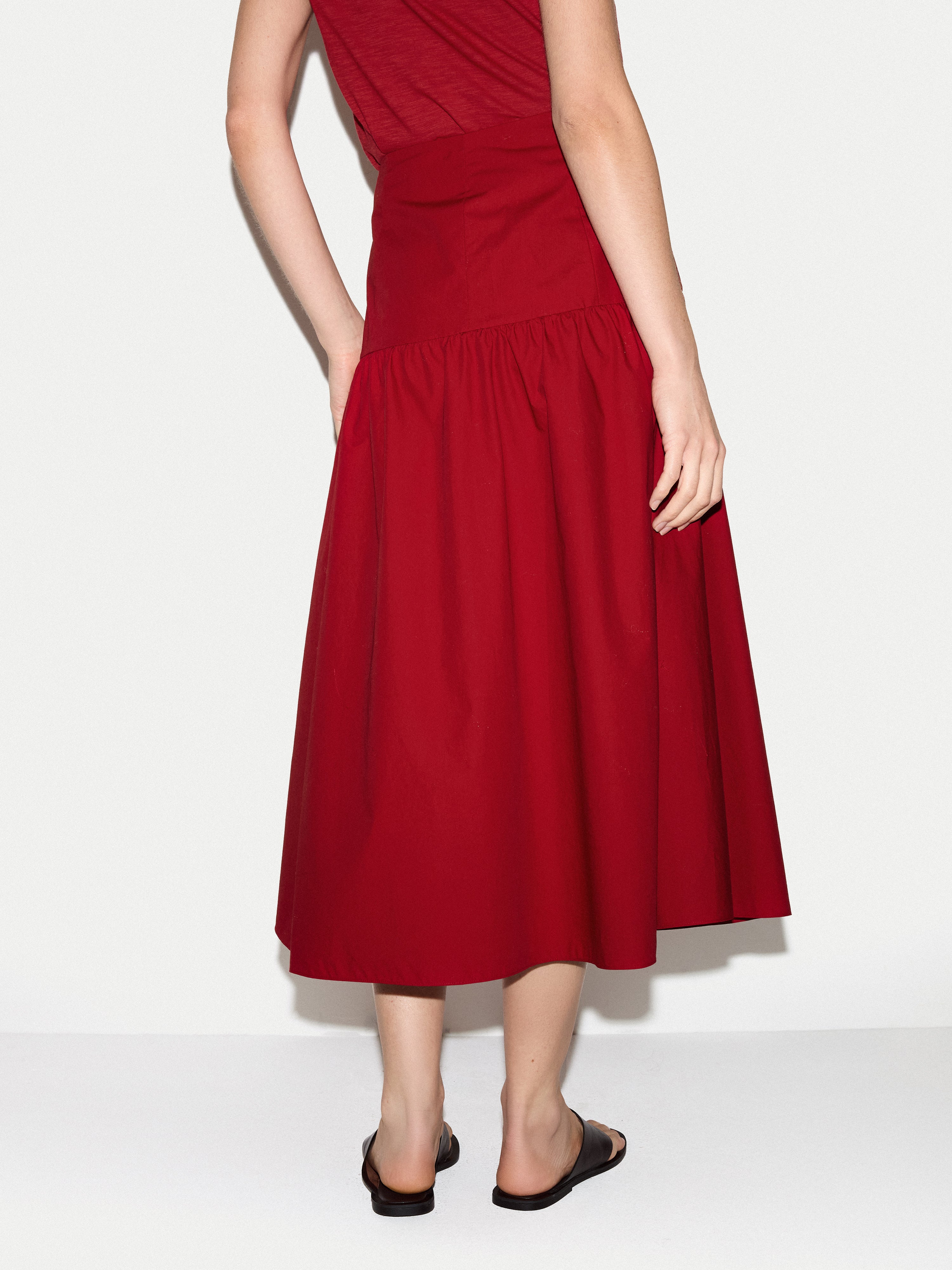Cotton Poplin Midi Skirt | Red - Image 4