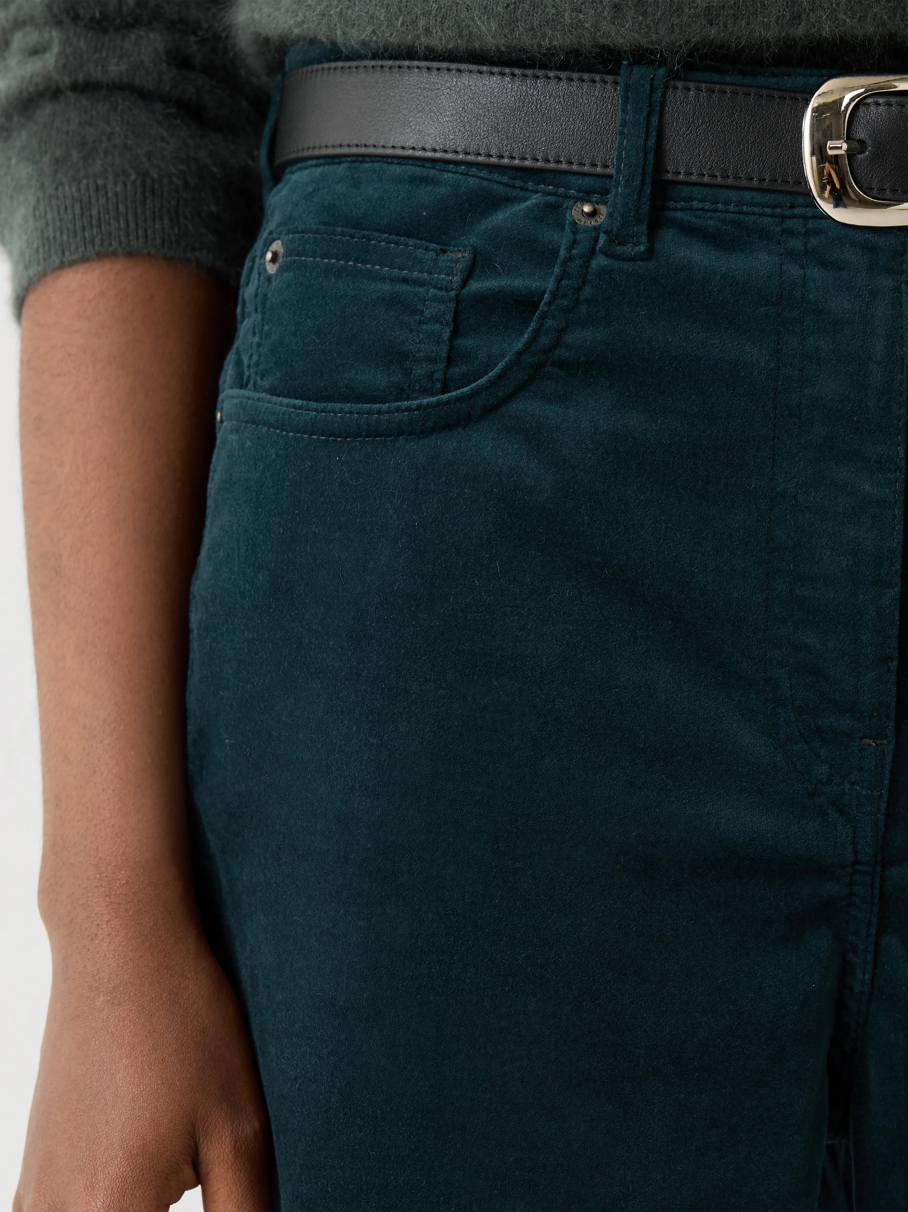 Delmont Velvet Tapered Jean | Green - Image 3