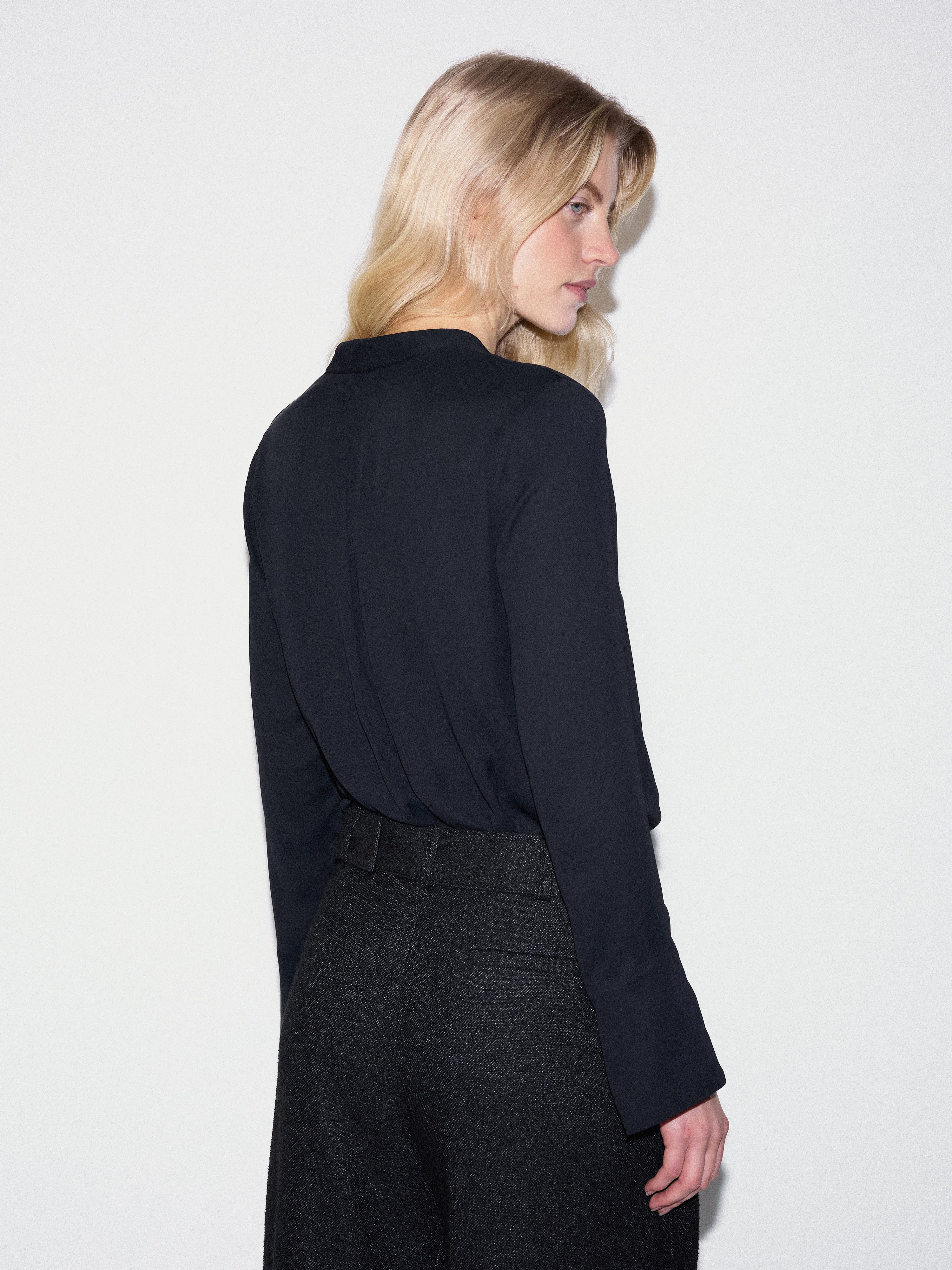 Double Layer Top | Navy - Image 4