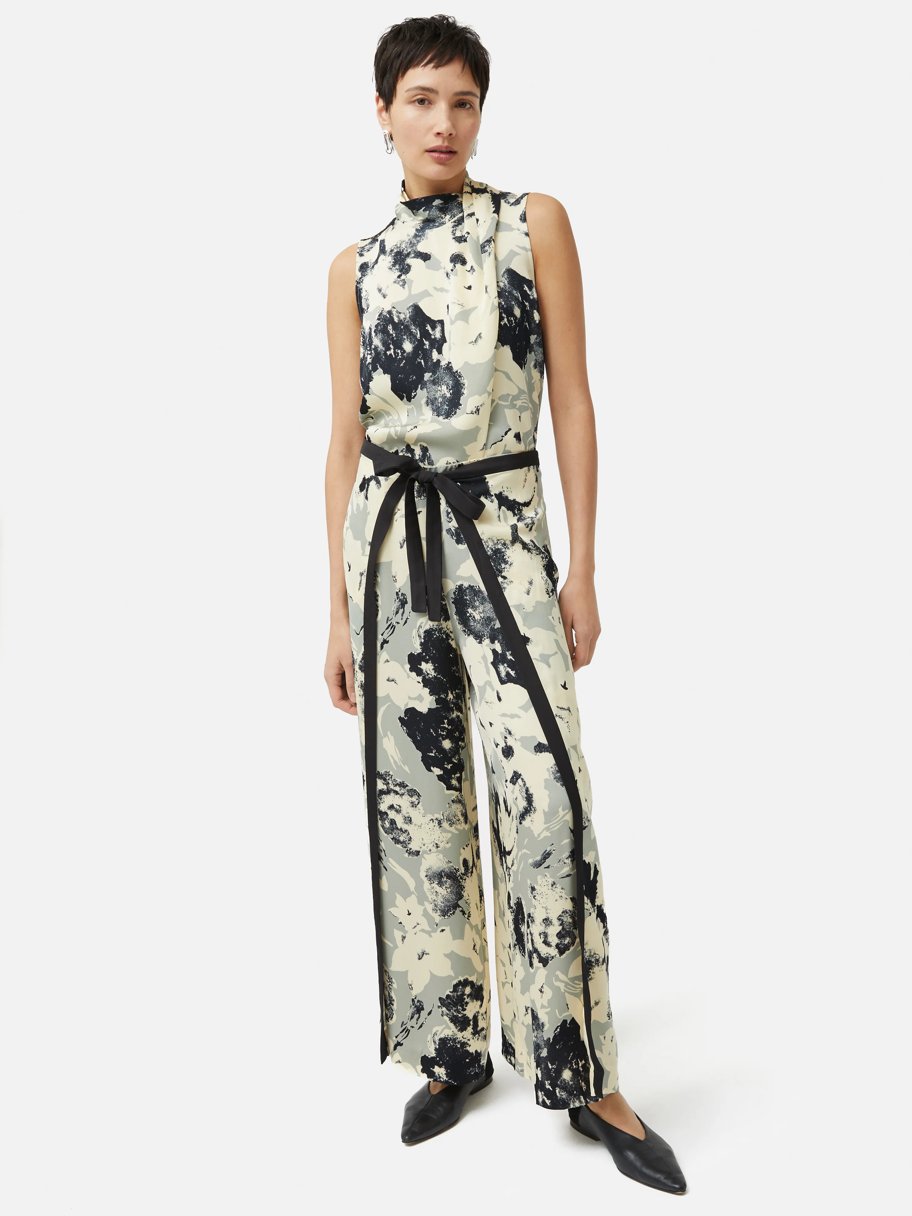 Floral Echo Wrap Trouser | Grey - Image 6