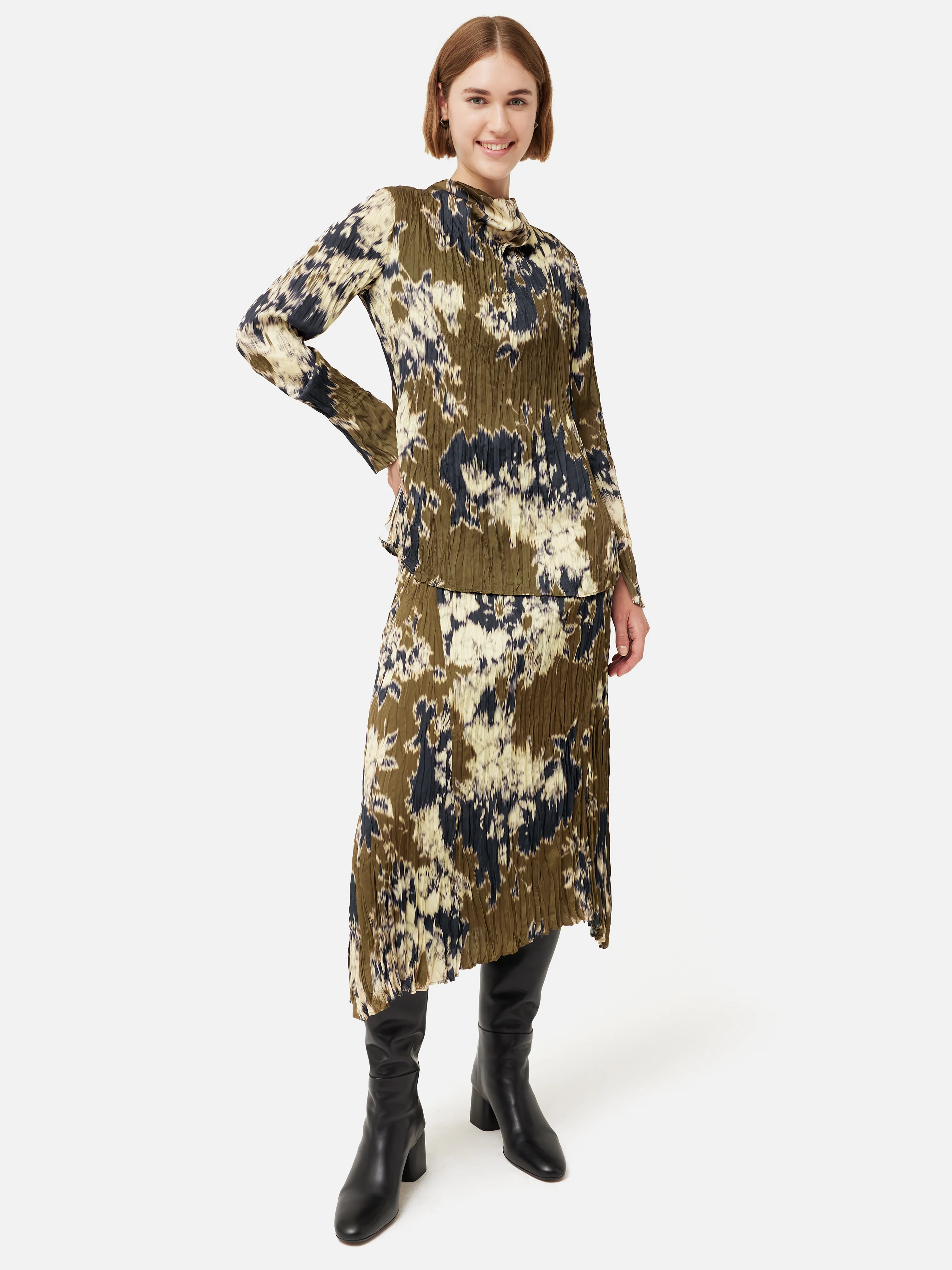 Glitched Ikat Crinkled Top | Green - Image 3