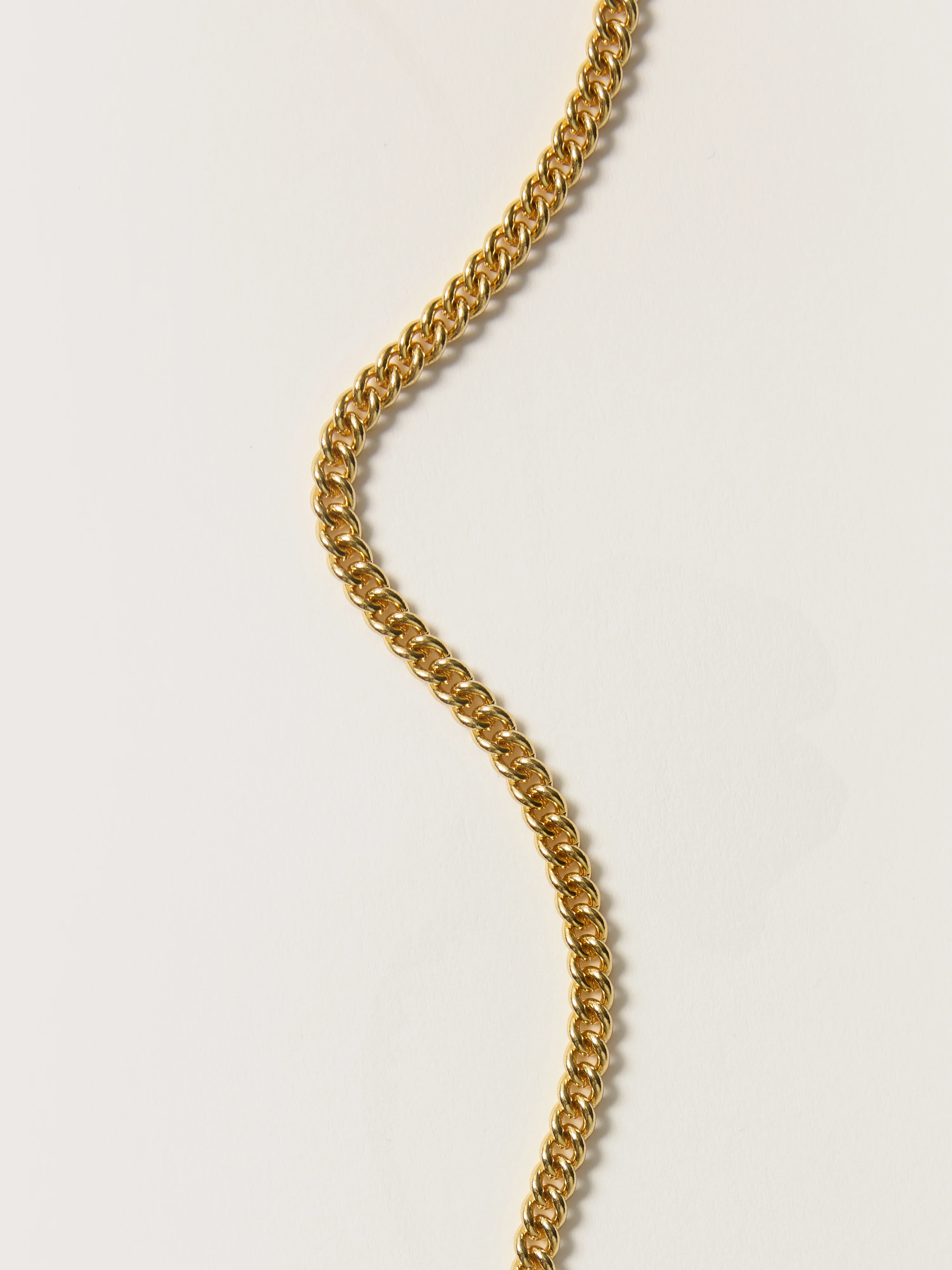 T-bar Chain Necklace | Gold - Image 3