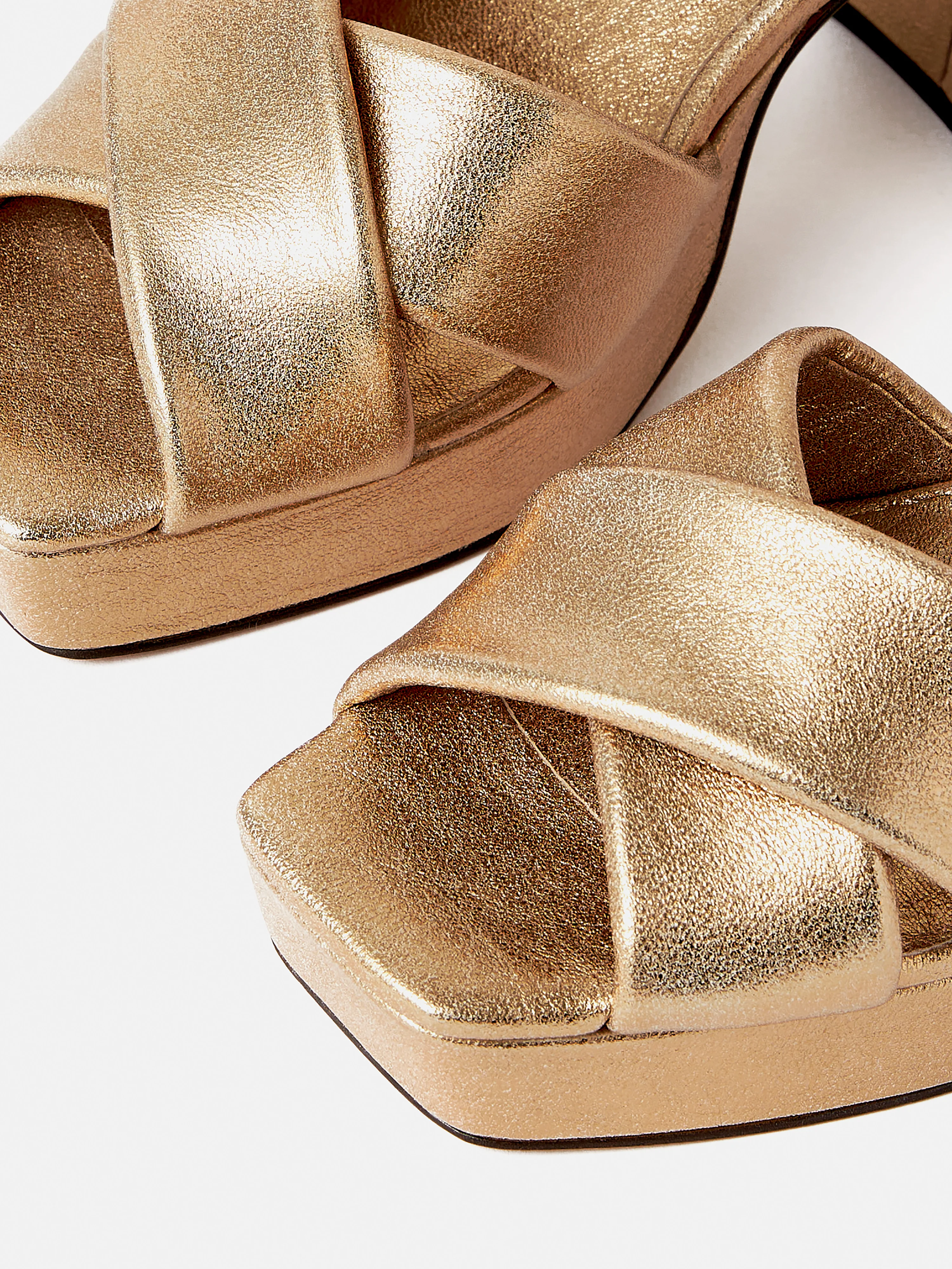 Hanna Platform Sandal | Gold - Image 3