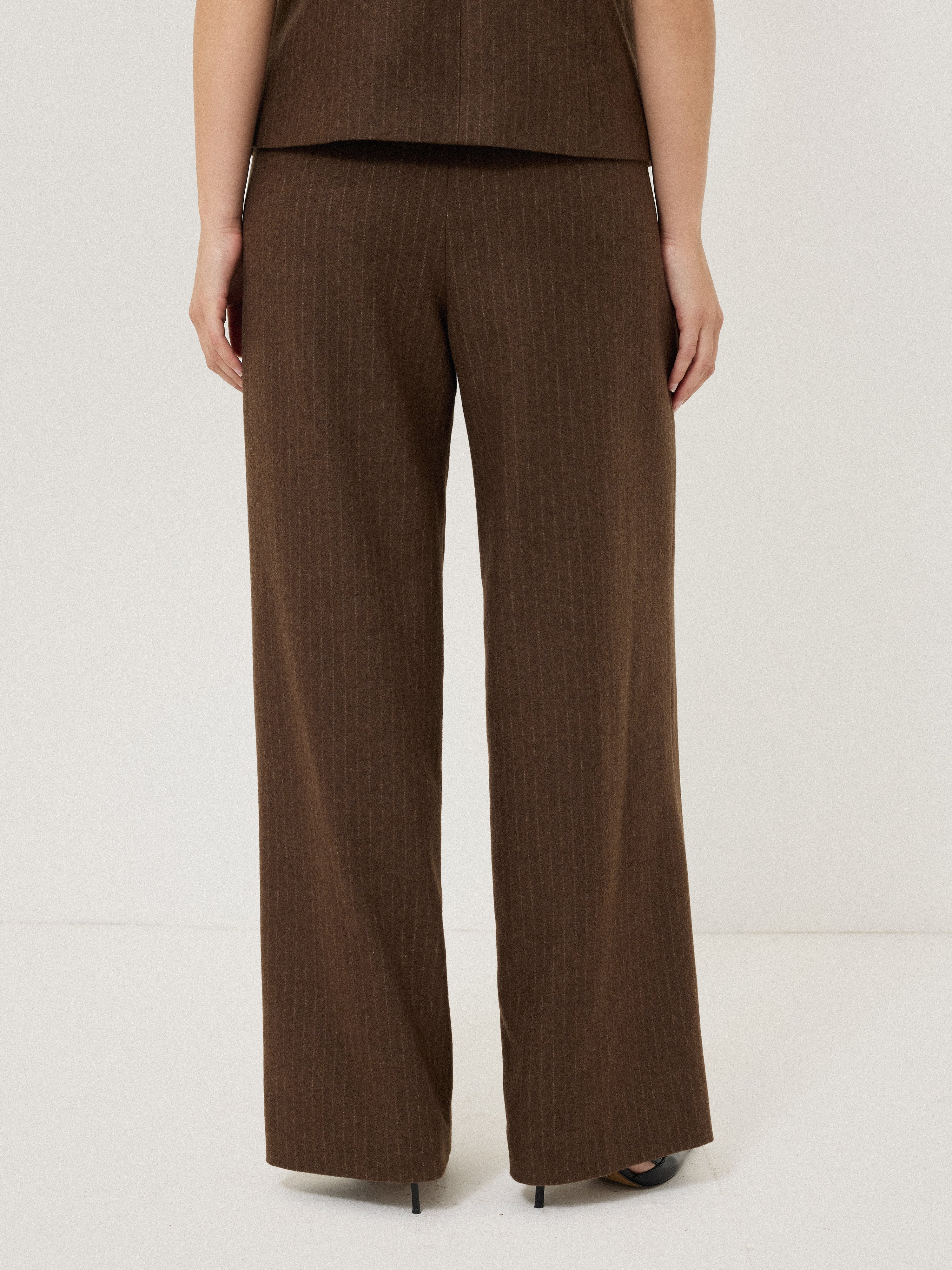 Kemp Wool Pinstripe Trouser | Brown - Image 4