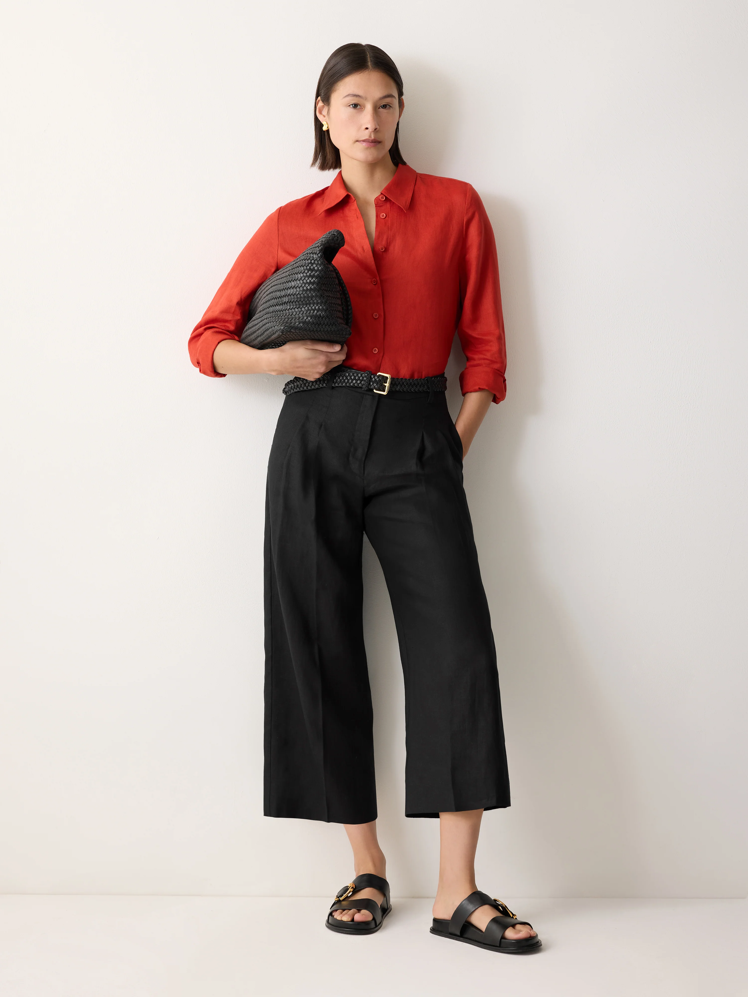 Linen Cropped Kemp Trouser | Black