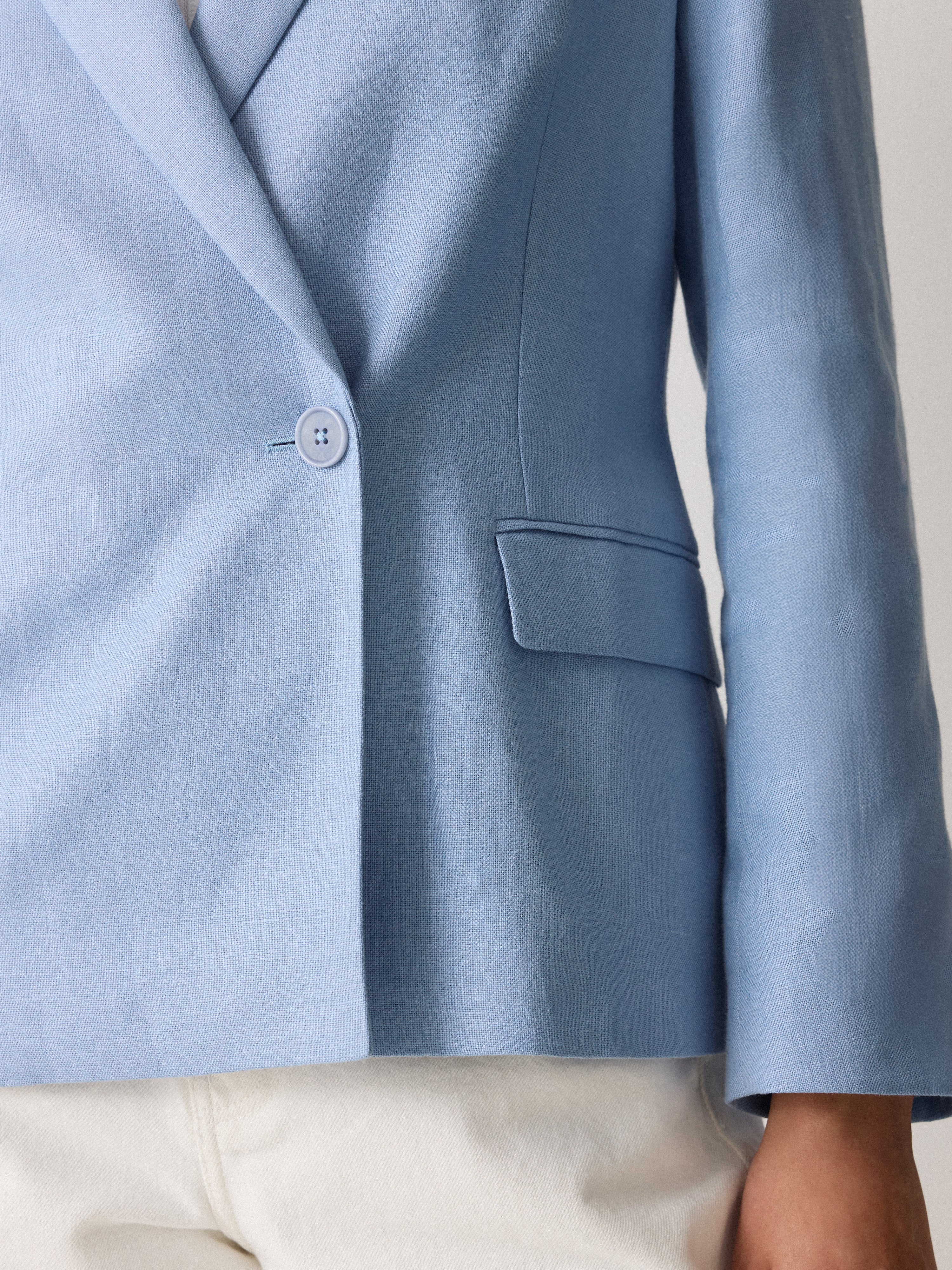 Maree Irish Linen Short Blazer | Blue - Image 7