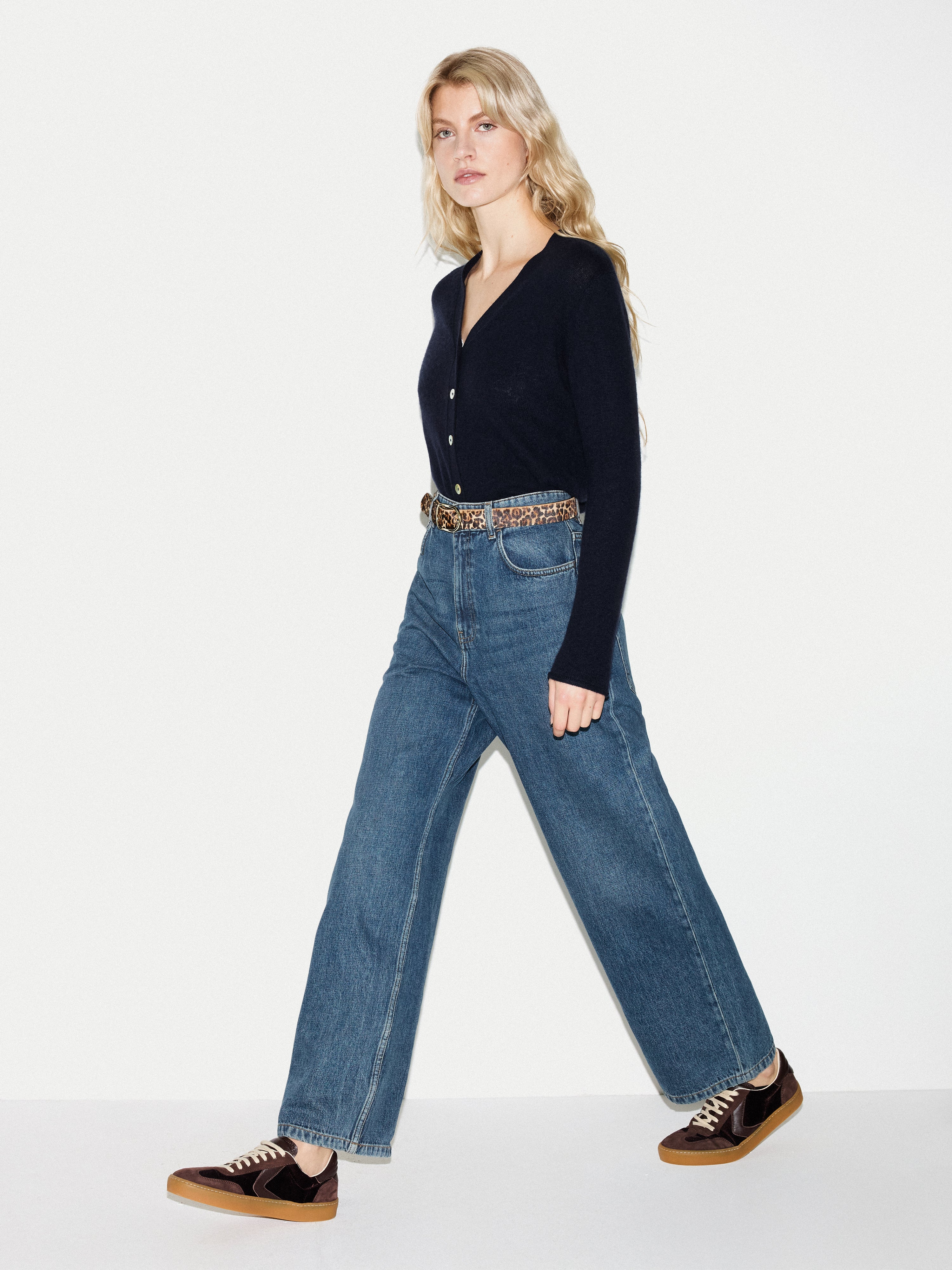 Merino Cashmere V Neck Cardigan | Navy - Image 3