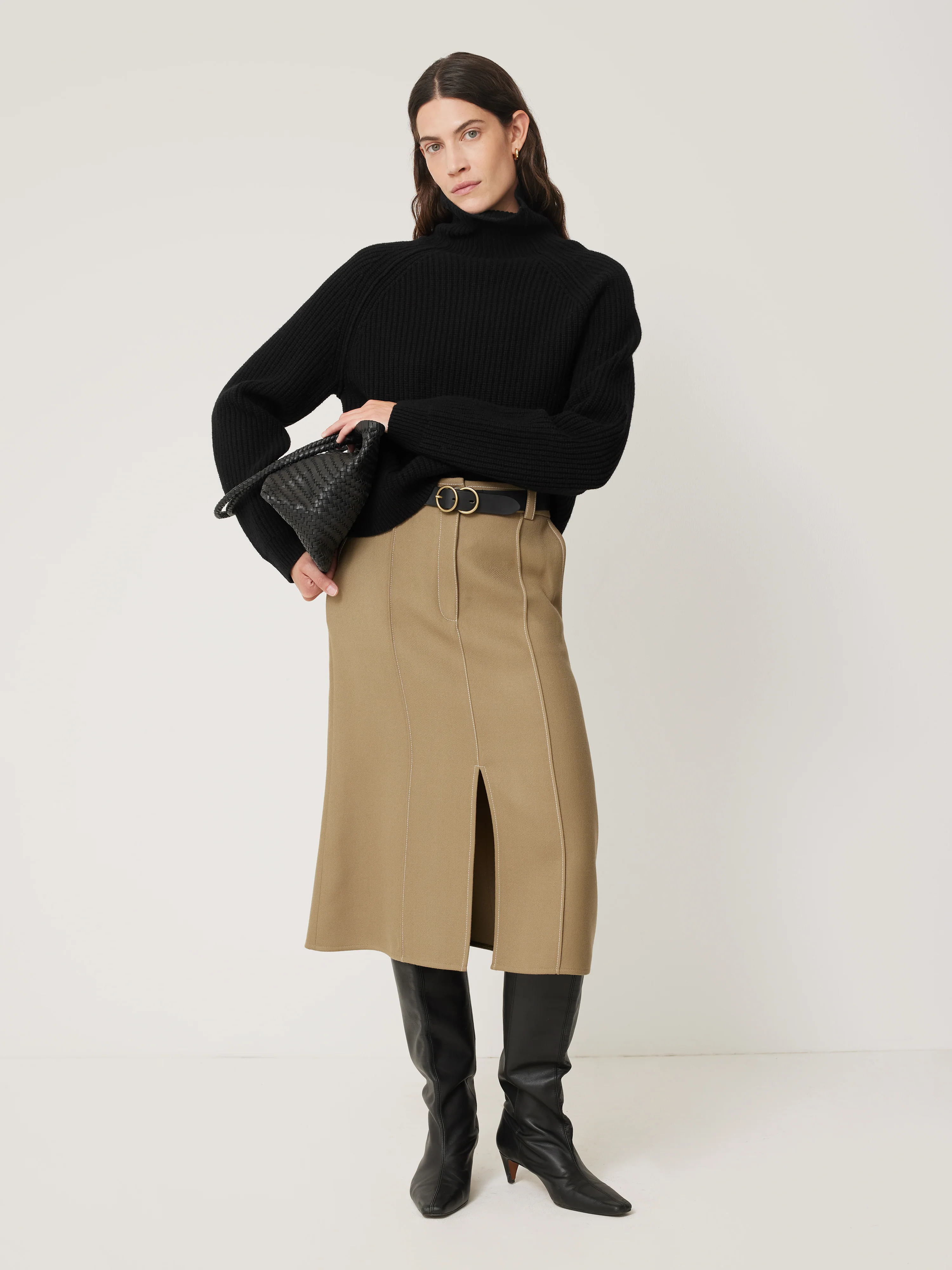 Merino Fishermans Rib Jumper | Black - Image 3