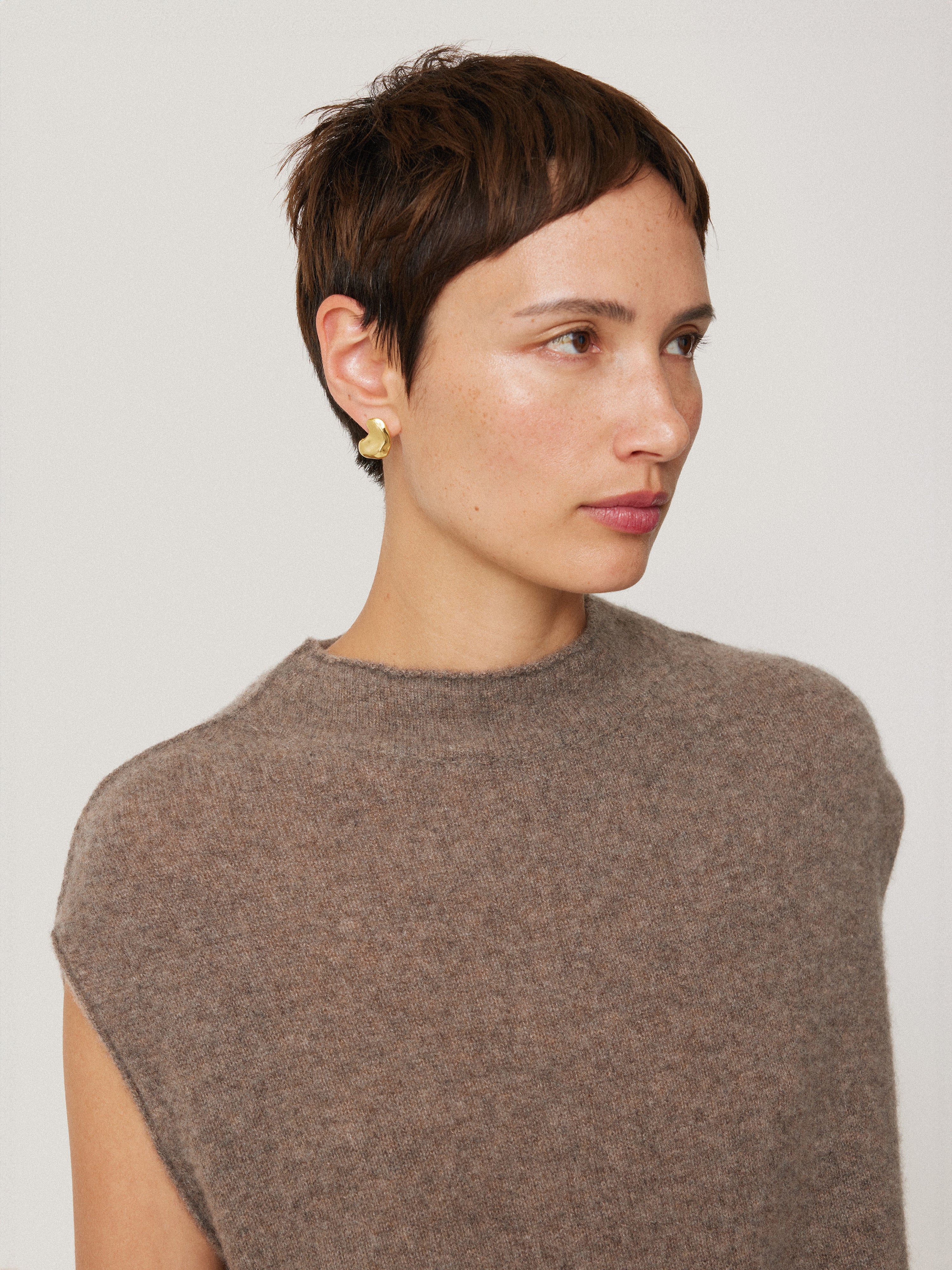 Molten Stud Earring | Gold - Image 3