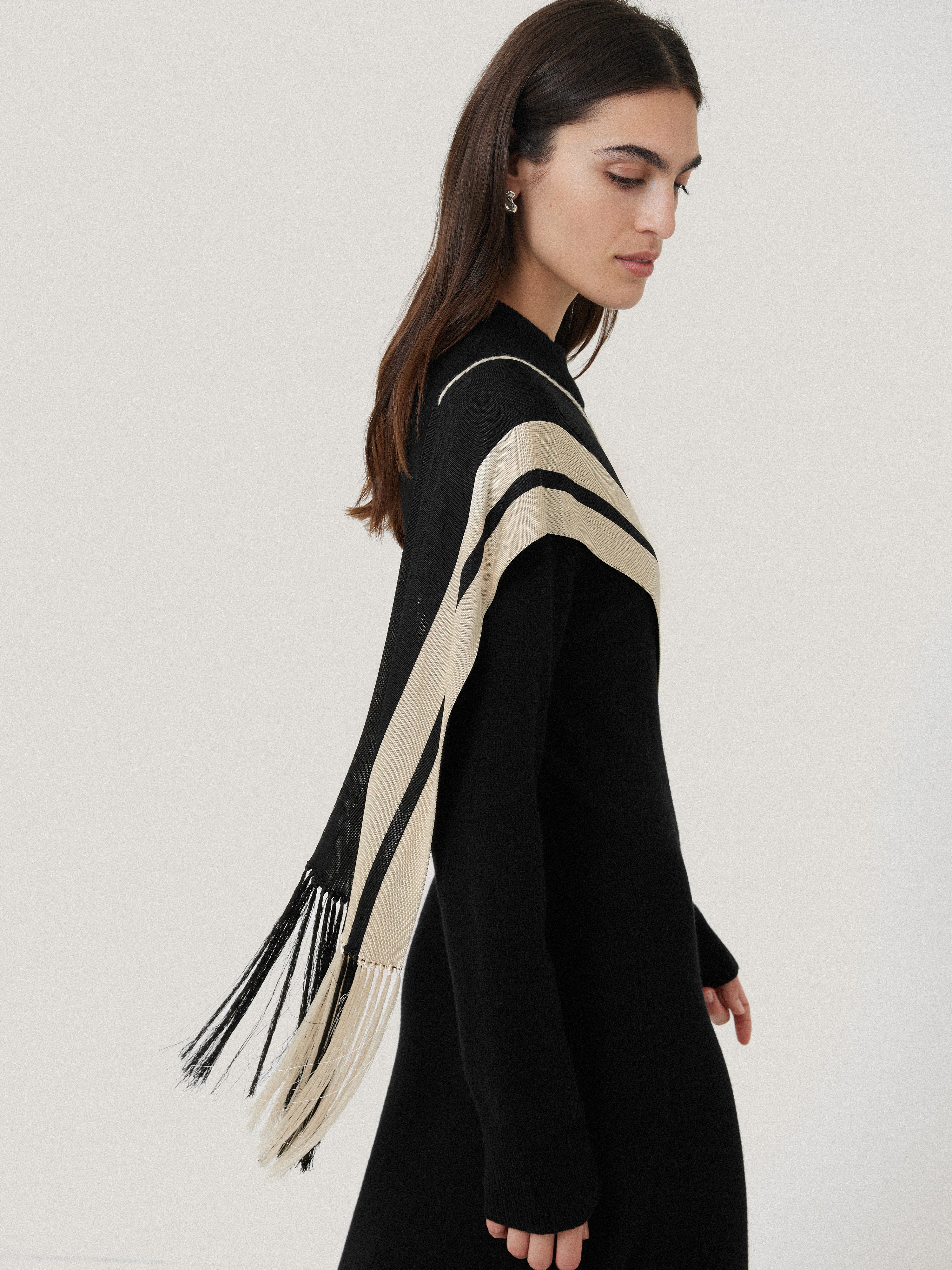 Opera Scarf Knitted Dress | Black - Image 2