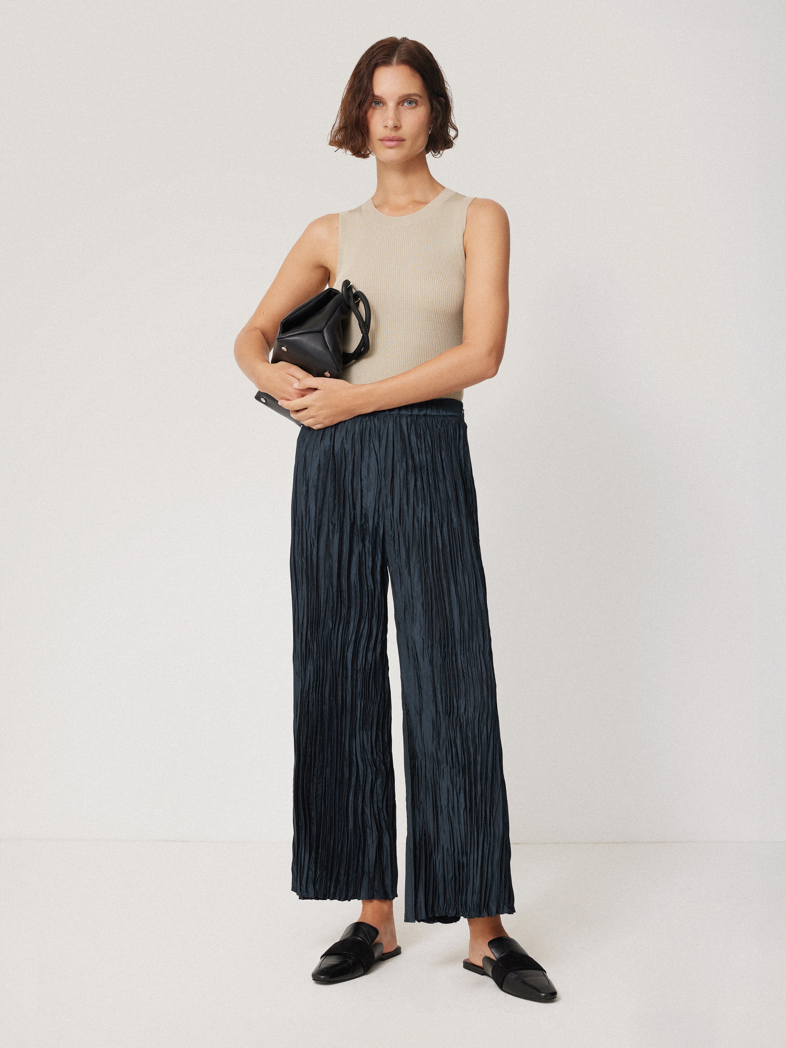 Plisse Trouser | Navy - Image 3