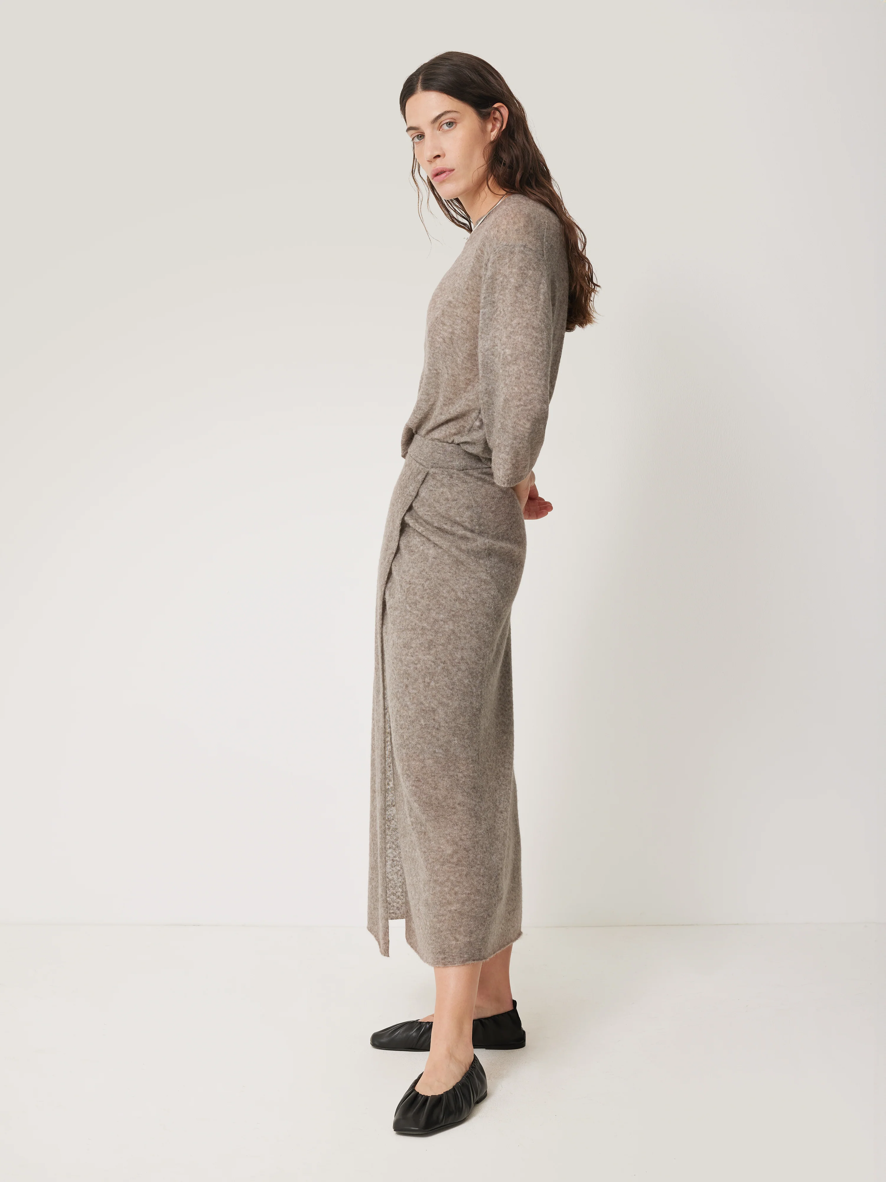 Soft Gauzy Knit Skirt | Taupe - Image 4
