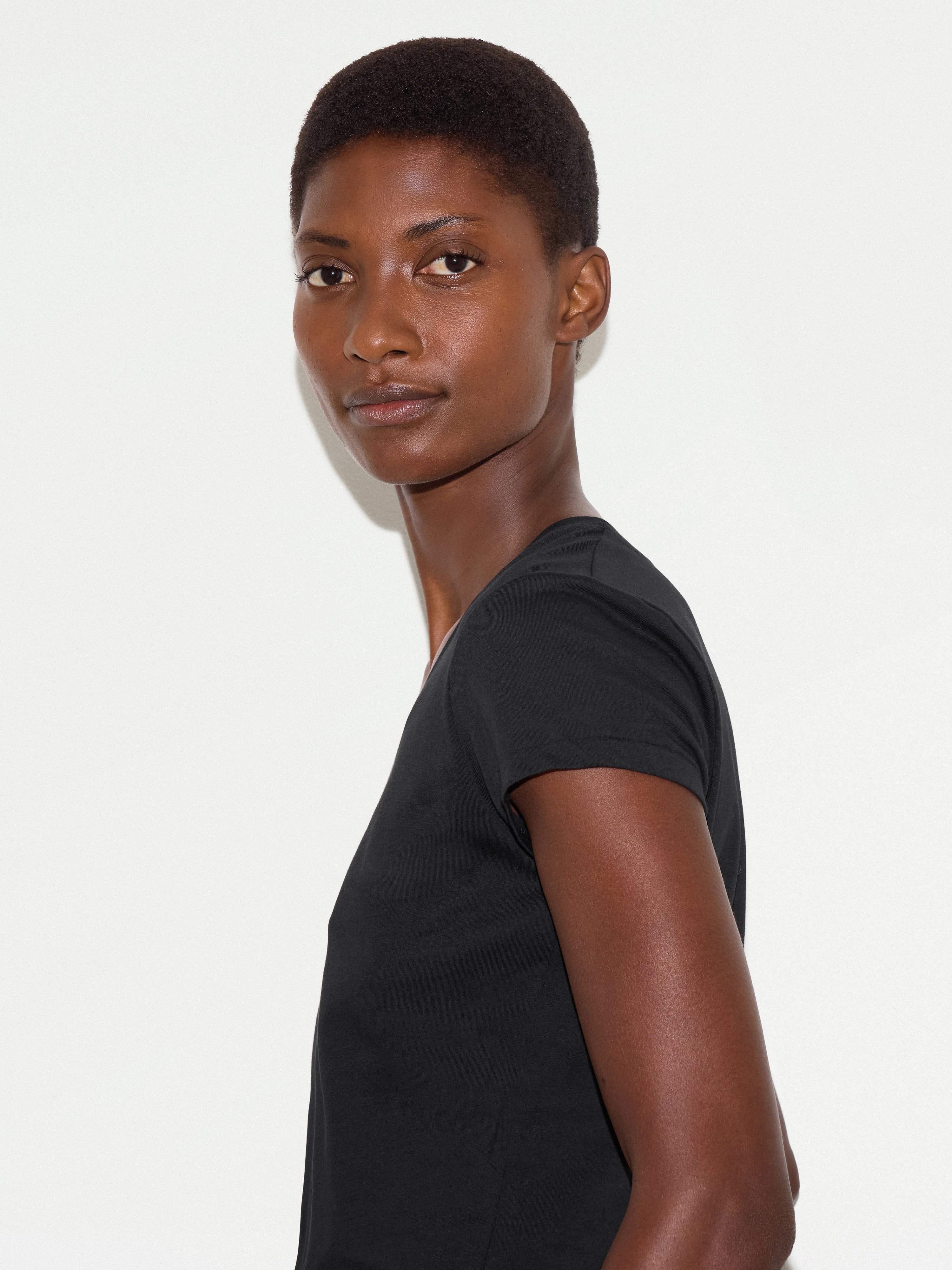 Supima Cotton Scoop Neck T-shirt | Black - Image 4