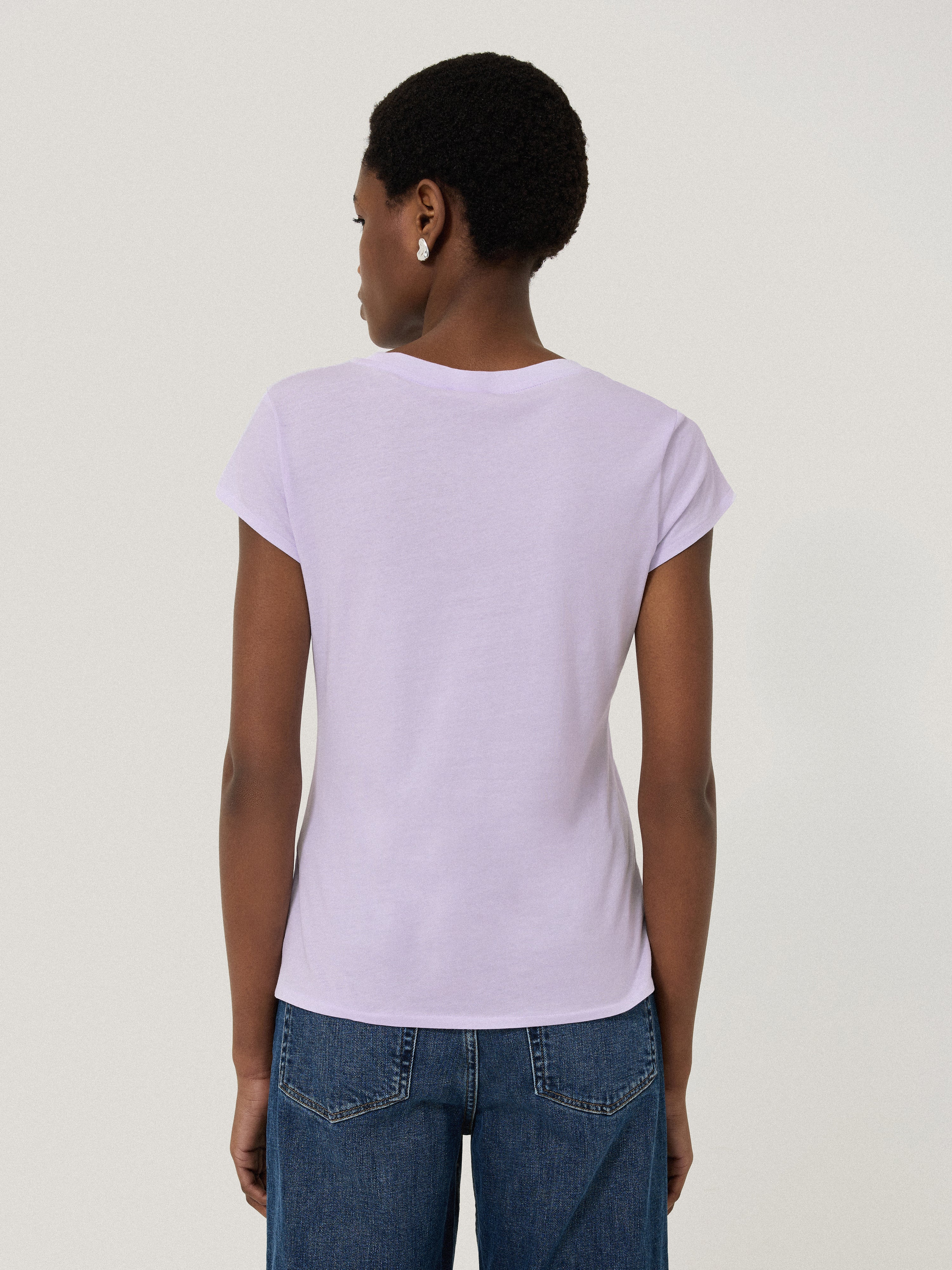 Supima Cotton Scoop Neck T-shirt | Lilac Ice - Image 4