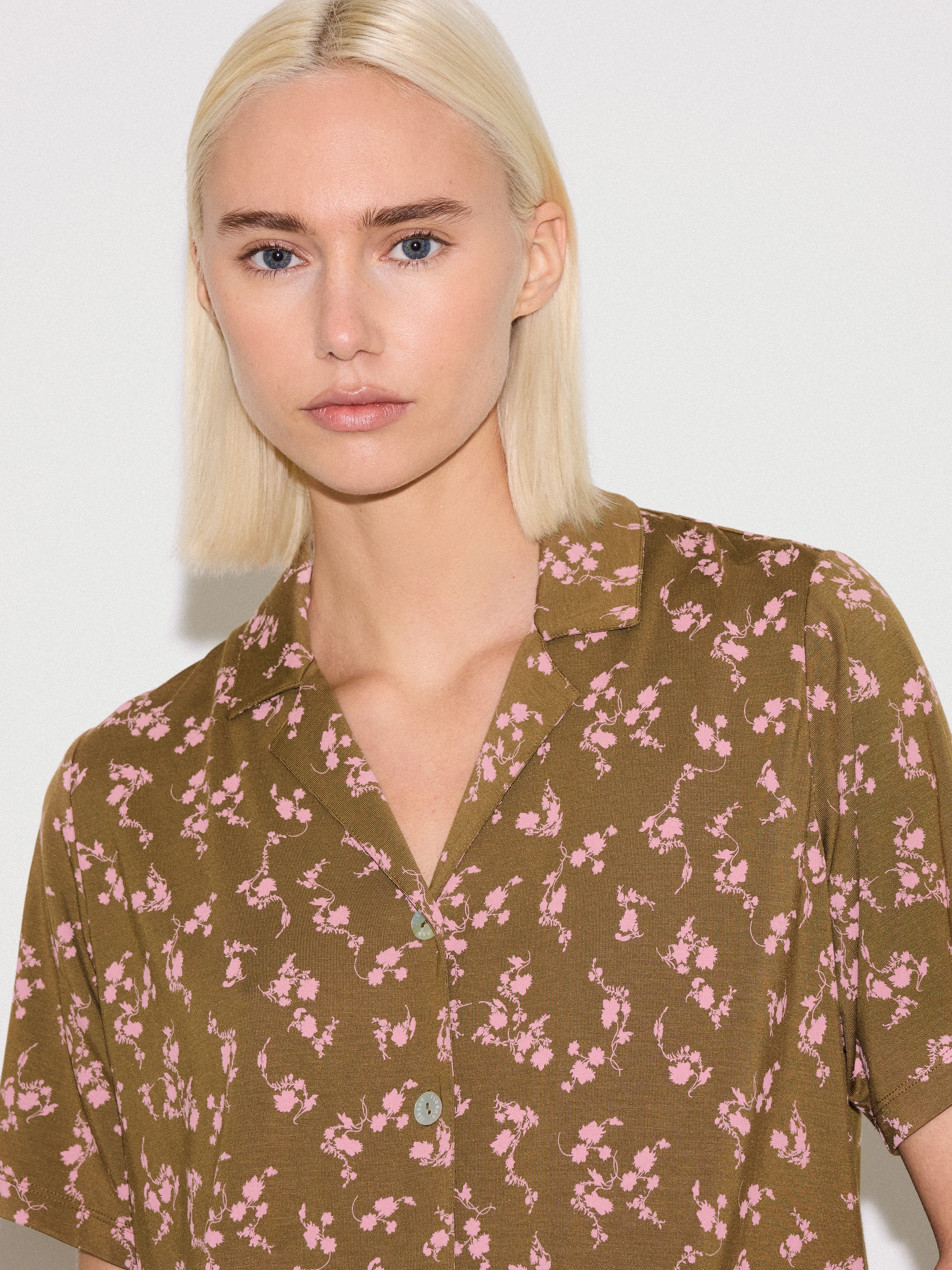 Swirl Posy Cropped Pyjama | BROWN - Image 3