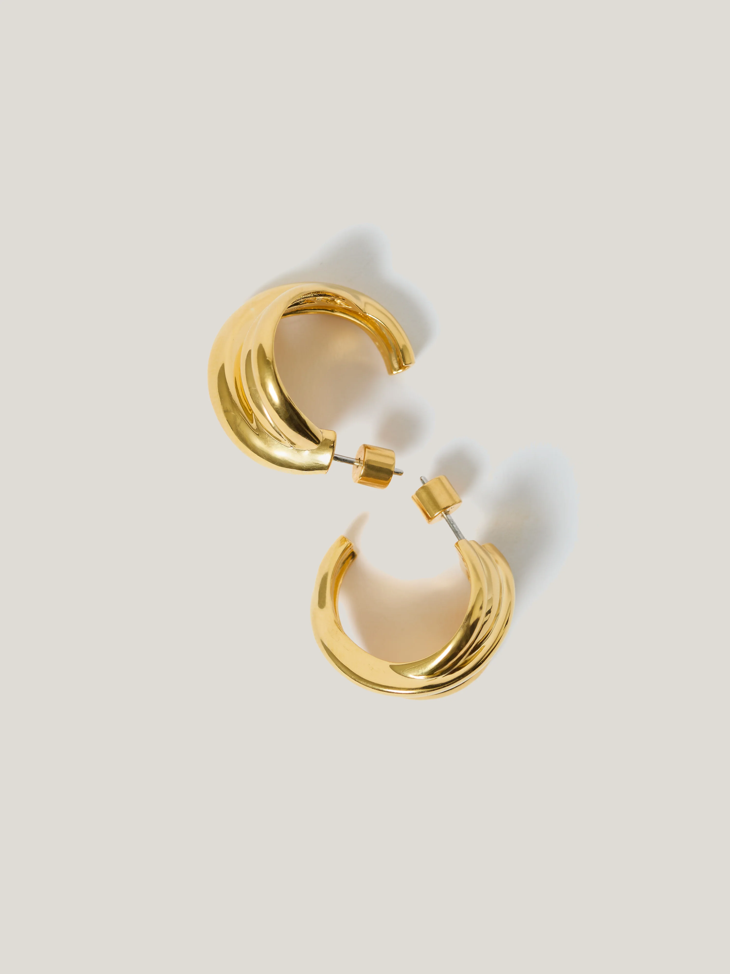 Twisted Dome Hoop Earring | Gold - Image 3