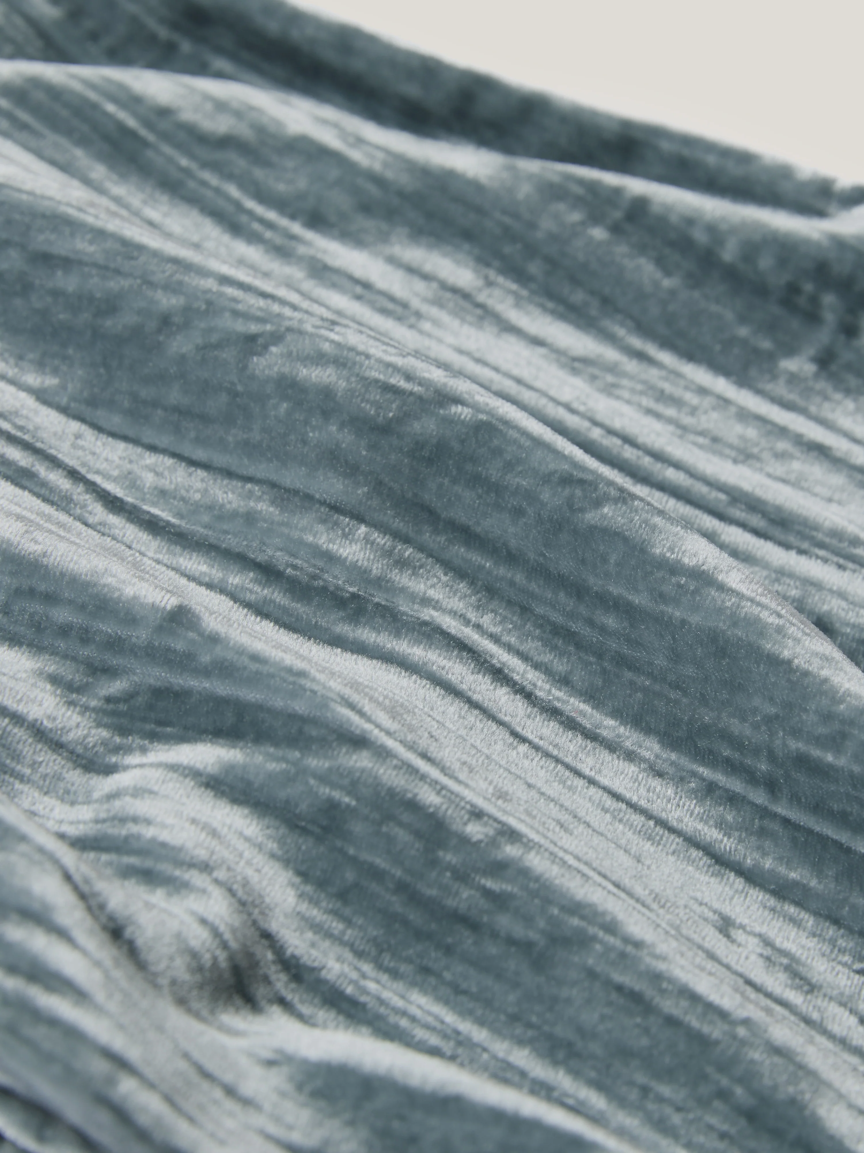 Velvet Plisse Scarf | Blue - Image 3
