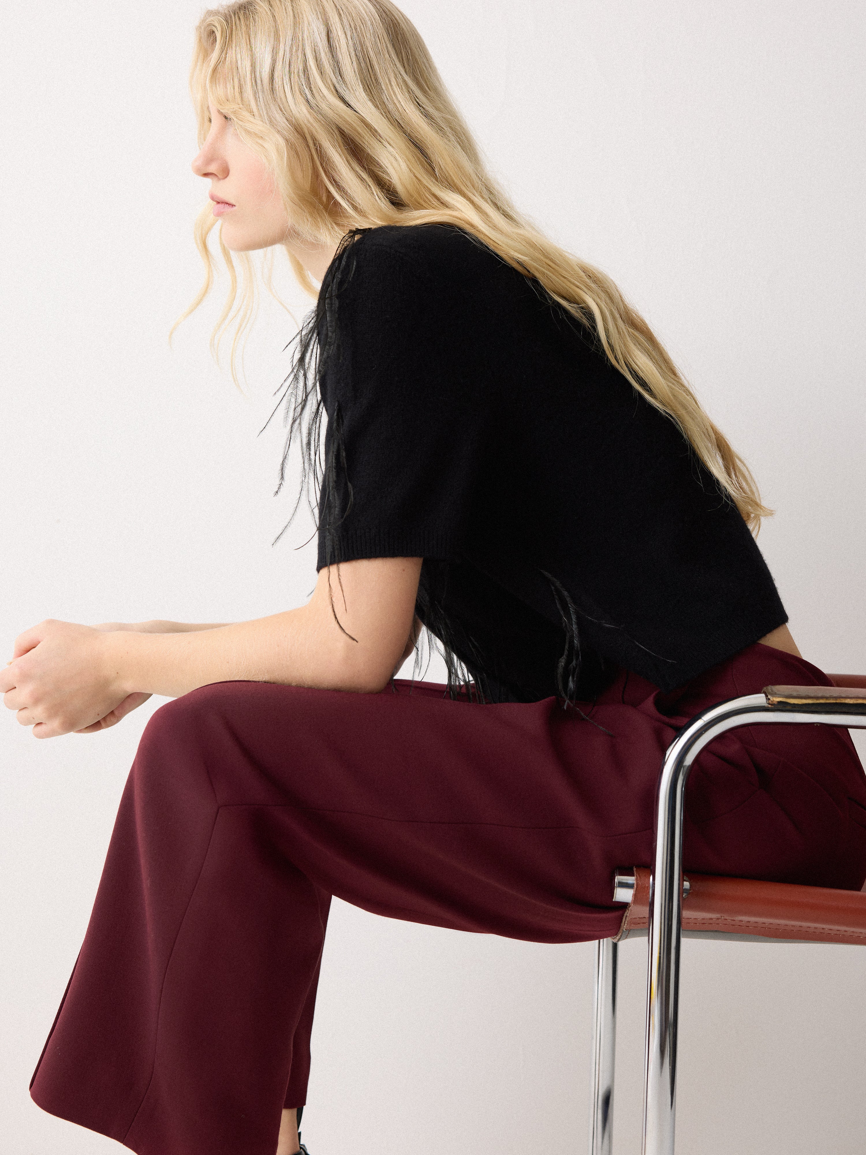 Warren Compact Pleat Trouser | Burgundy - Image 3